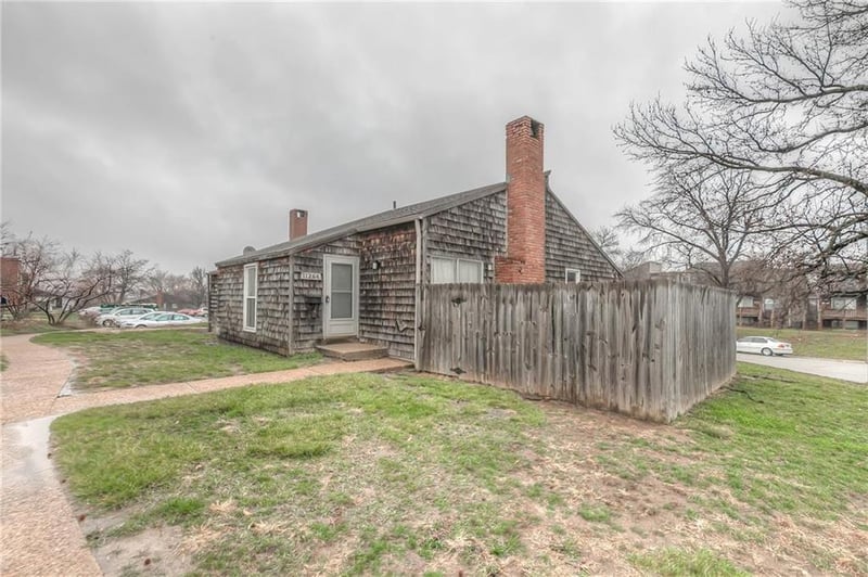 11264 College Ave, Kansas City, MO 64137