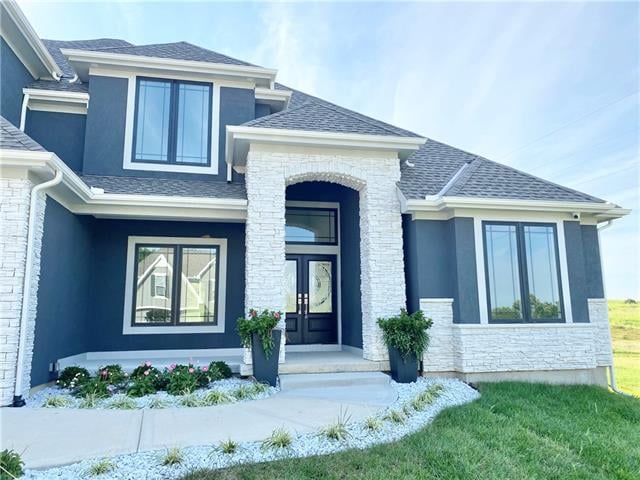 8913 N Crescent Ave, Kansas City, MO 64157