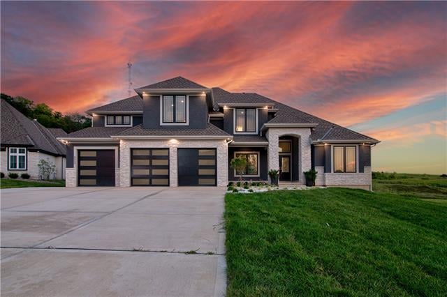 8913 N Crescent Ave, Kansas City, MO 64157