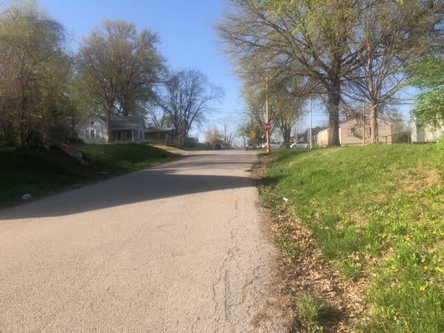 8407 Olive St, Kansas City, MO 64138