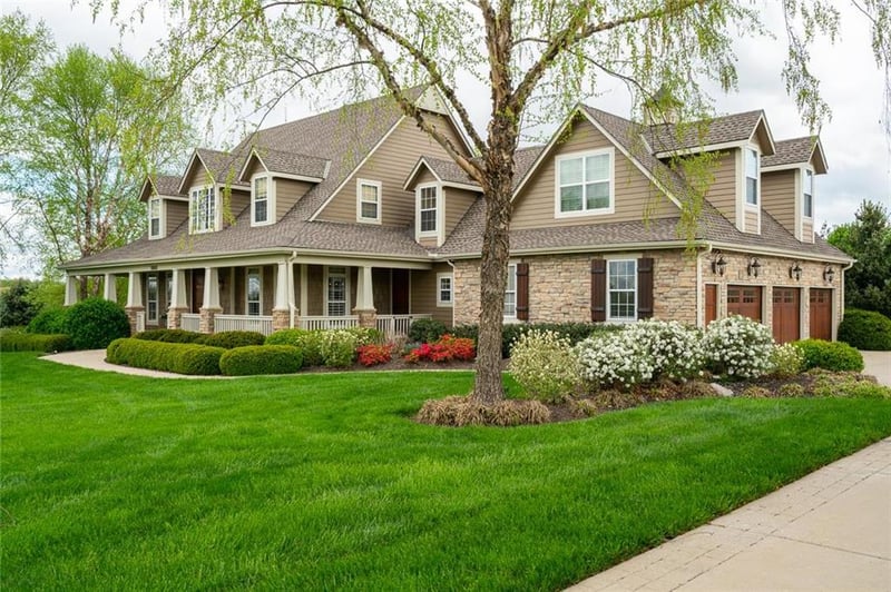 10800 W 179th Ter, Overland Park, KS 66013