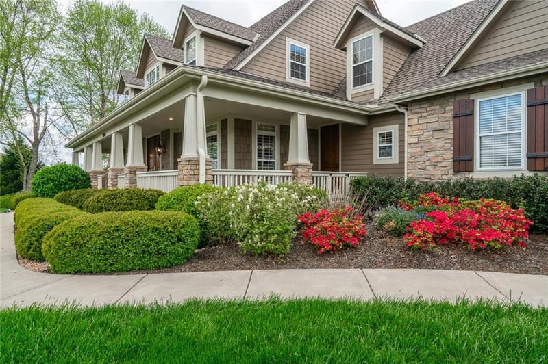 10800 W 179th Ter, Overland Park, KS 66013
