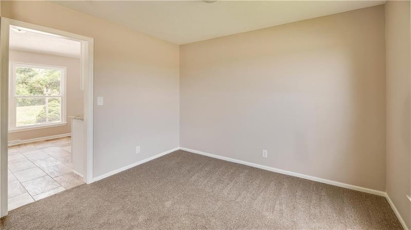 15255 Switzer Rd, Overland Park, KS 66221