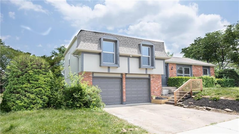 15255 Switzer Rd, Overland Park, KS 66221