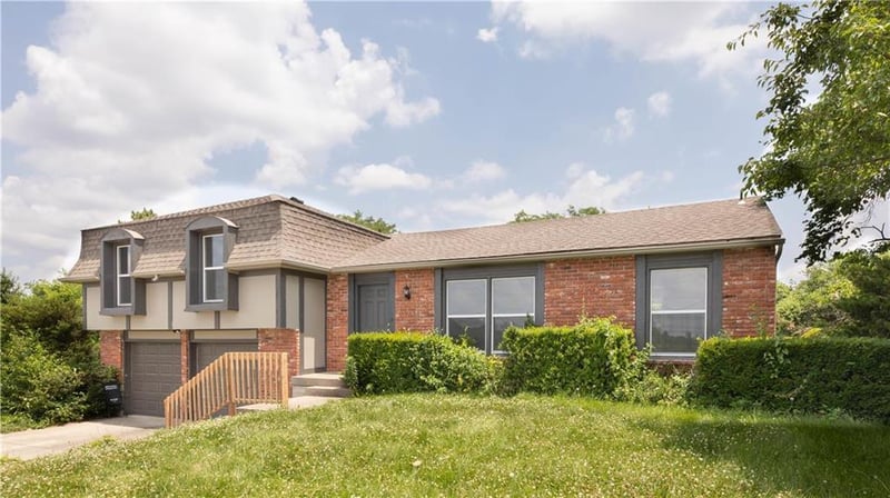 15255 Switzer Rd, Overland Park, KS 66221