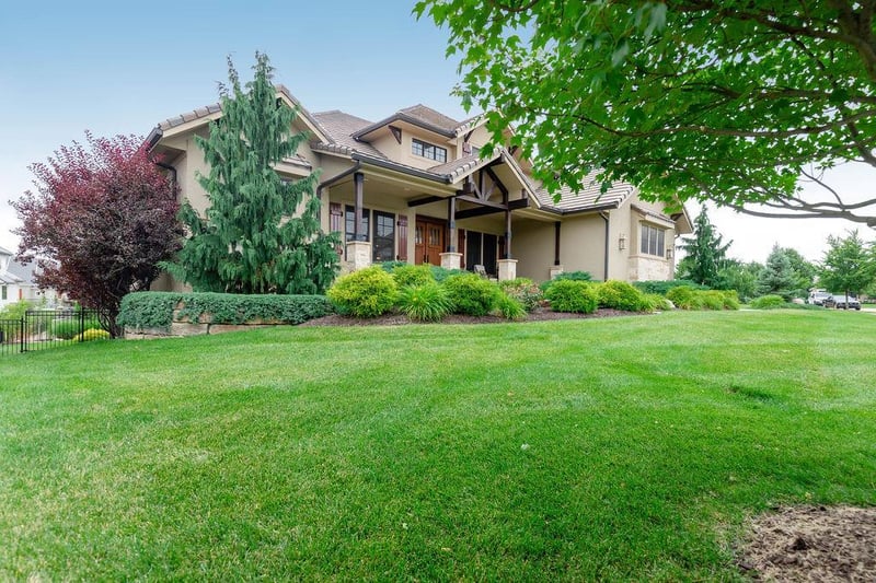 16308 Lucille St, Overland Park, KS 66062