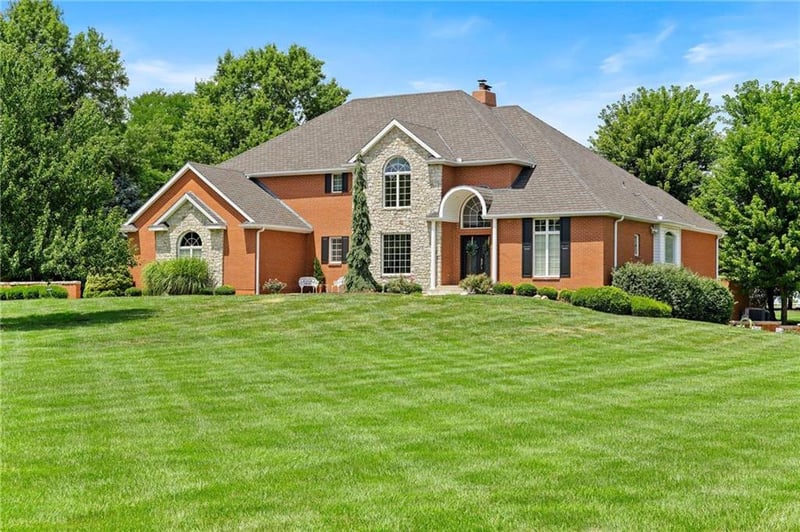24808 E Colbern Rd, Lee's Summit, MO 64086