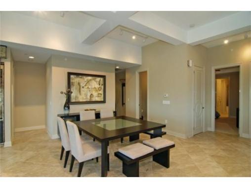 1101 Walnut #2009 St #2009, Kansas City, MO 64106