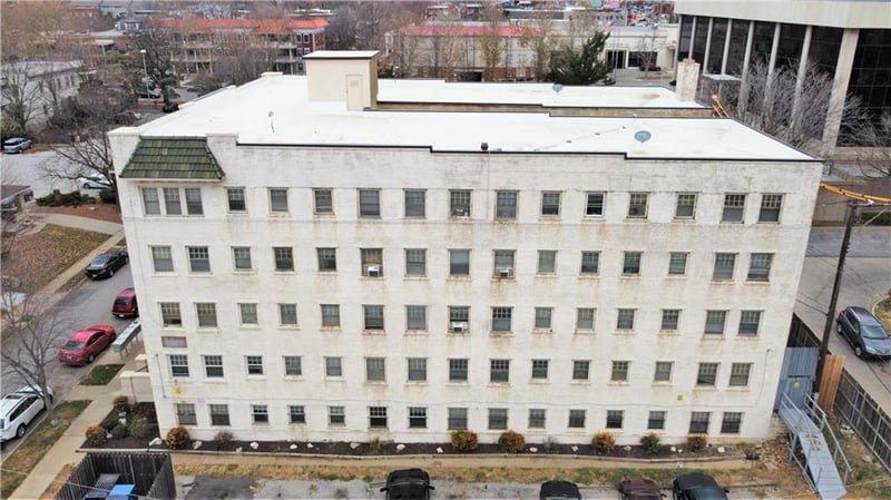 3521 Baltimore Ave, Kansas City, MO 64111