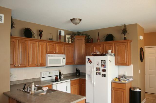 5001 Breckenridge Ave, Kansas City, MO 64139