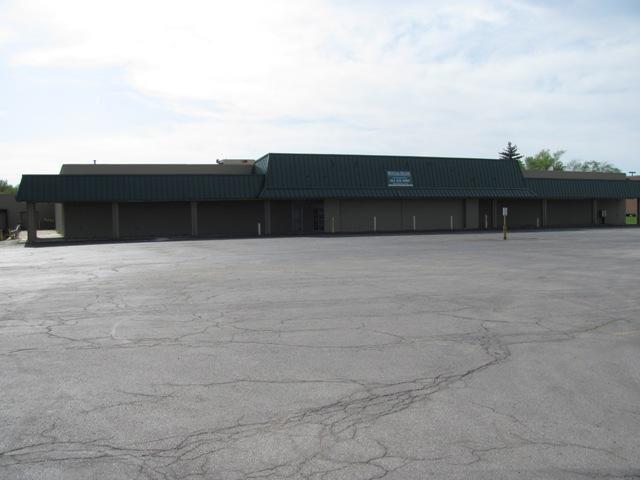 2924 S 4th St, Leavenworth, KS 66048