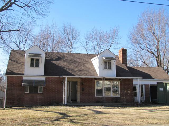 7022 S Marty St, Overland Park, KS 66204