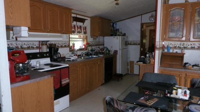 300 N 13 Hw, Coffey, MO 64636