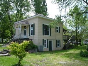 306 E Junge St, Cole Camp, MO 65325