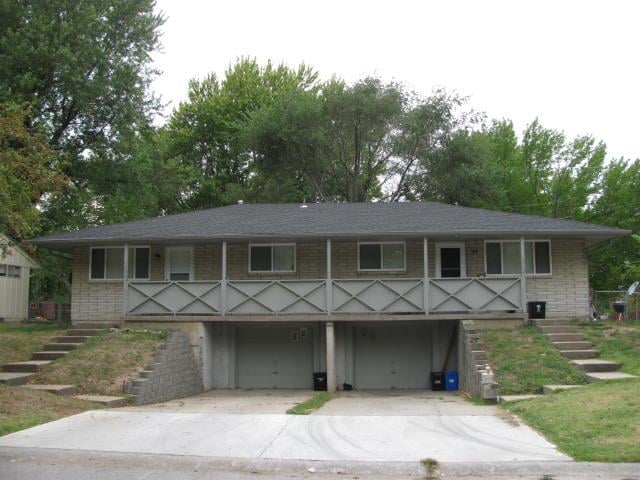 3727 NE 42nd Ter, Kansas City, MO 64117