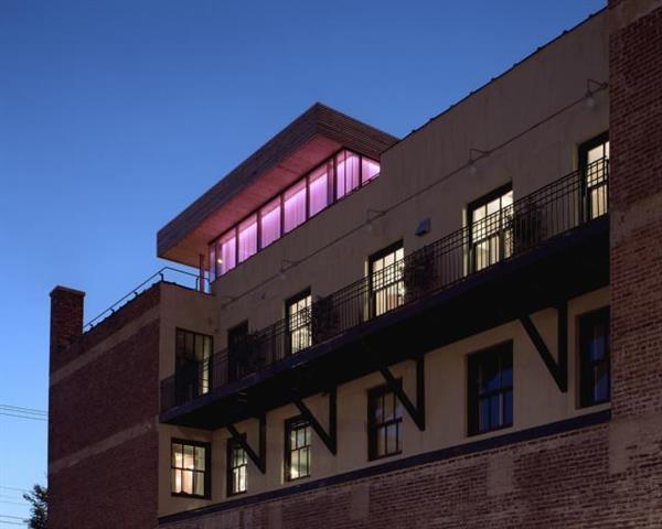 1924 Main St, Kansas City, MO 64108