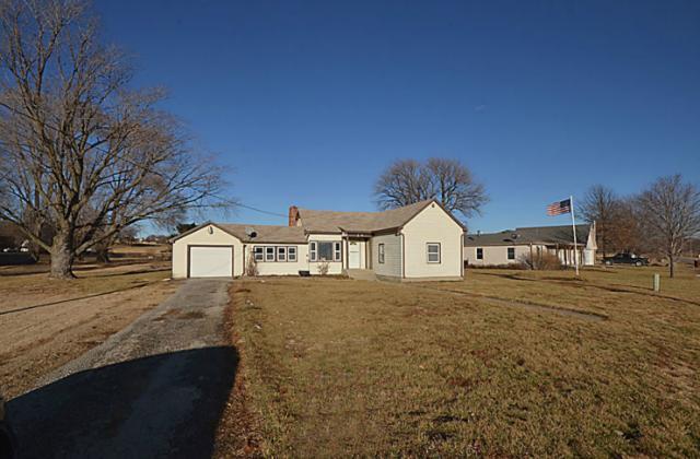 114 River Rd, Farley, MO 64028