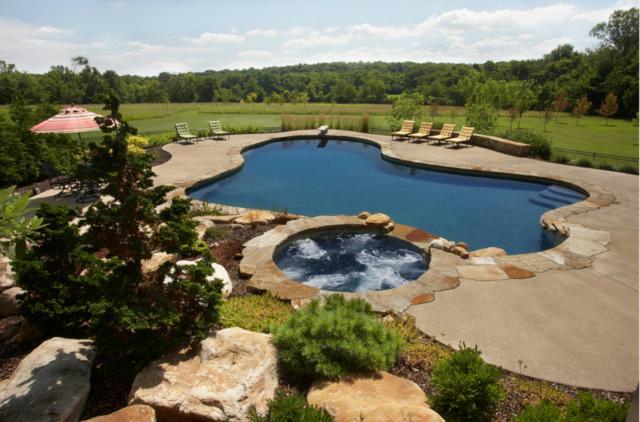 17705 Antioch Rd, Overland Park, KS 66013