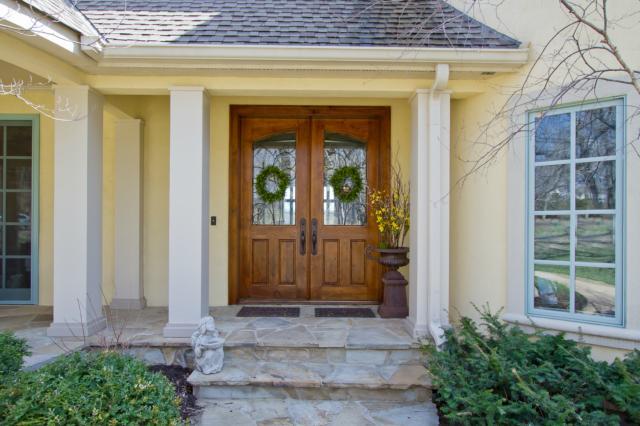17705 Antioch Rd, Overland Park, KS 66013
