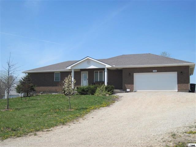 1126 Gum St, Lyndon, KS 66451