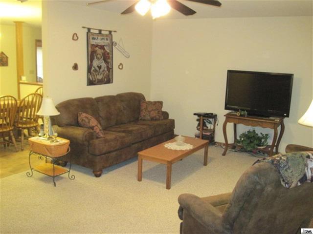 1126 Gum St, Lyndon, KS 66451