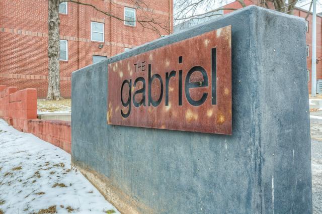 625 E Armour Blvd, Kansas City, MO 64109