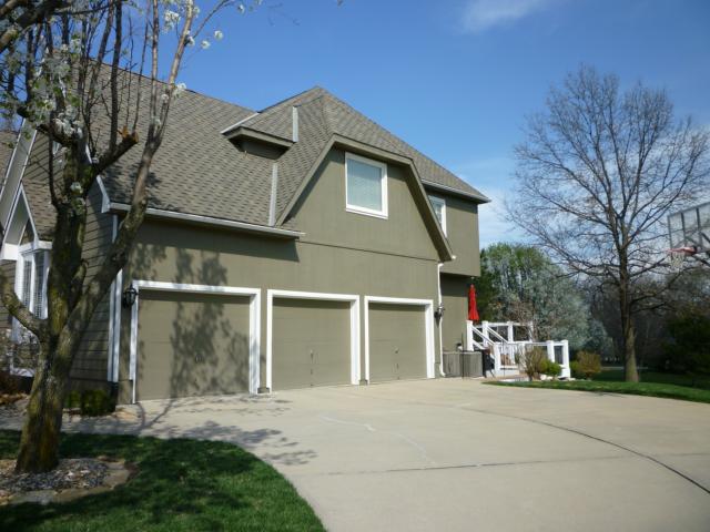 14103 Grandview St, Overland Park, KS 66211