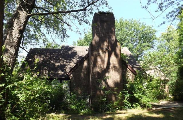 8629 Rhinehart Rd, Kansas City, MO 64139
