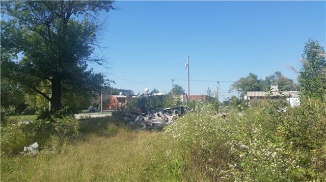 210 S Seventh St, Breckenridge, MO 64625