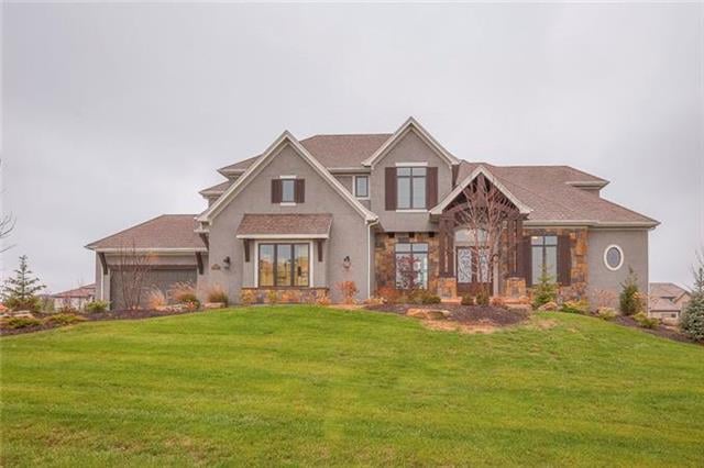 10600 W 165th St, Overland Park, KS 66062