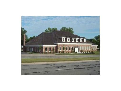 14720 Metcalf Ave, Overland Park, KS 66223