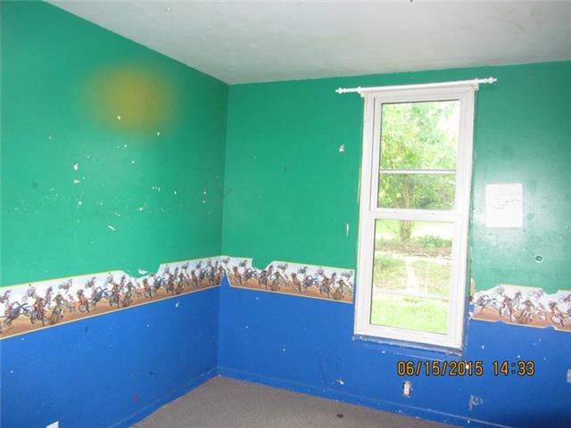 330 W Dayton Ave, Burlingame, KS 66413