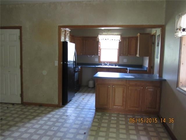 330 W Dayton Ave, Burlingame, KS 66413