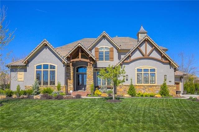 11510 W 163rd Ct, Overland Park, KS 66062