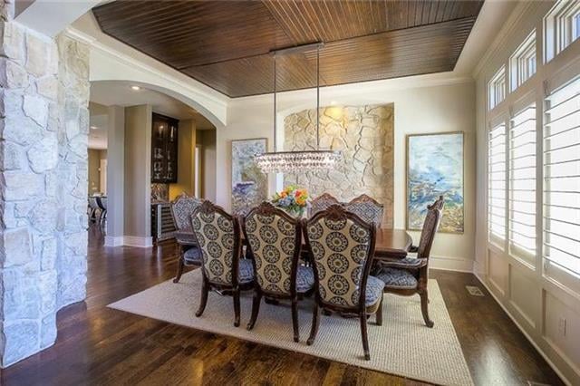 11510 W 163rd Ct, Overland Park, KS 66062