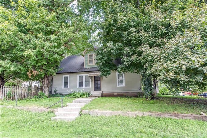 201 Main St, Farley, MO 64028