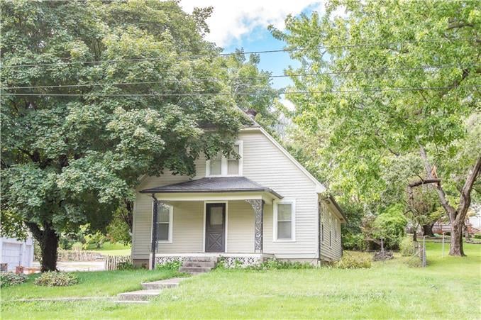 201 Main St, Farley, MO 64028