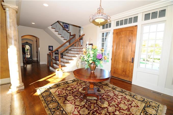 18325 Melrose Dr, Overland Park, KS 66013