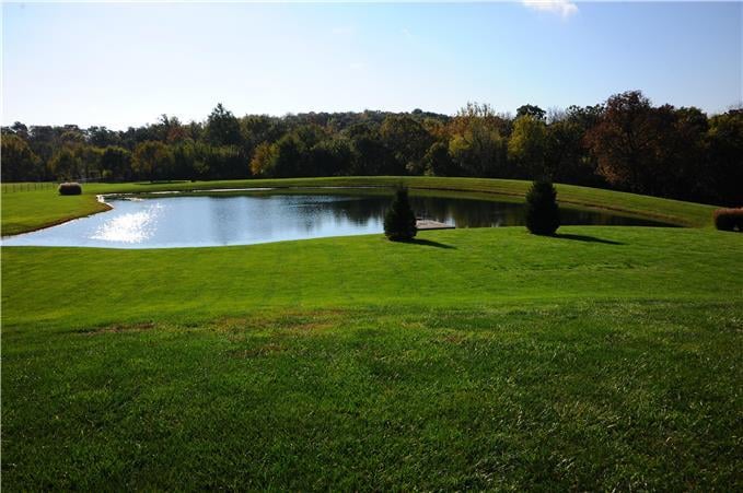 18325 Melrose Dr, Overland Park, KS 66013