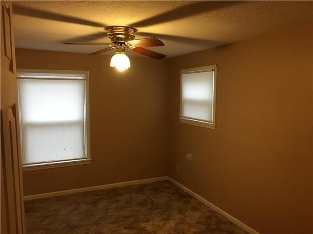 2405 N River Blvd, Sugar Creek, MO 64050