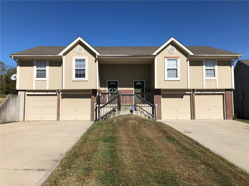NW 71st Ter, Kansas City, MO 64151