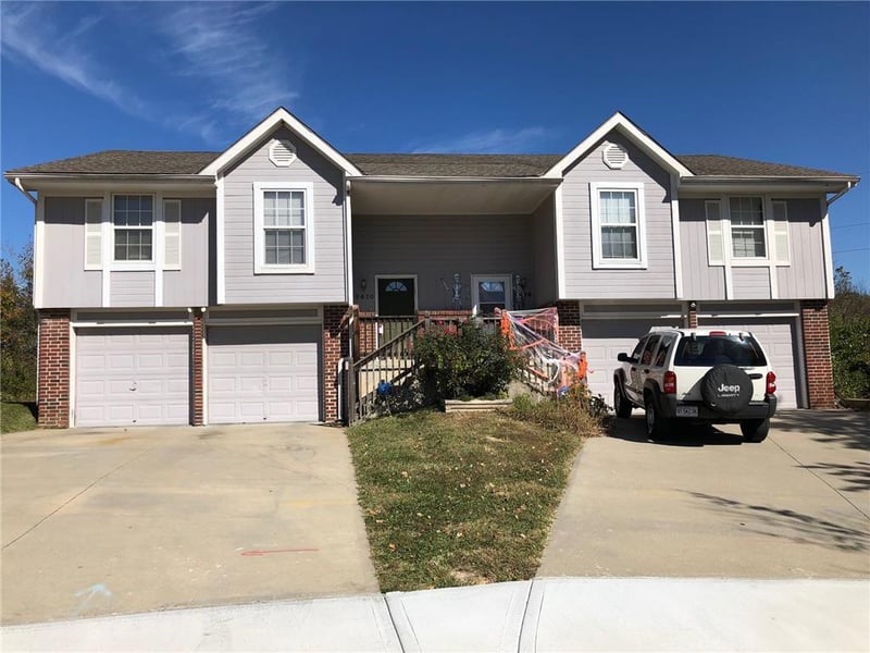NW 71st Ter, Kansas City, MO 64151