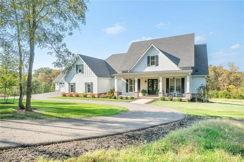 12504 Marxen Rd, Kansas City, KS 66109