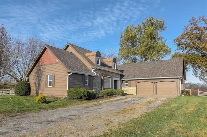 7000 Lee's Summit Rd, Kansas City, MO 64136