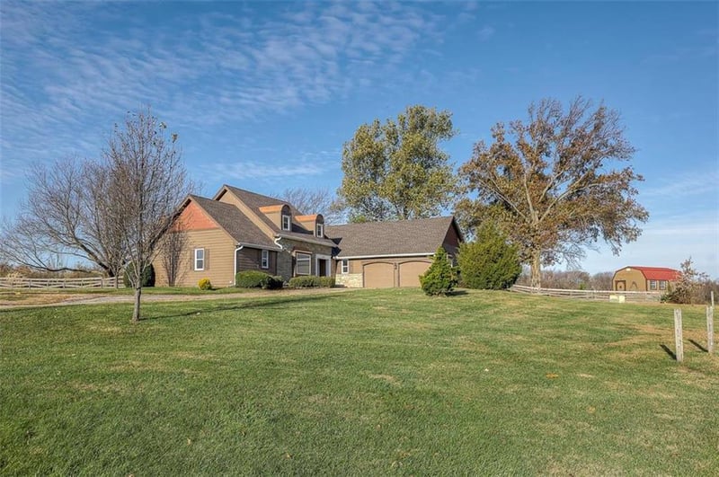 7000 Lee's Summit Rd, Kansas City, MO 64136