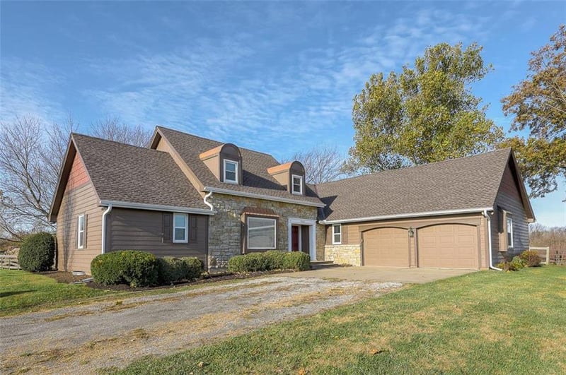 7000 Lee's Summit Rd, Kansas City, MO 64136