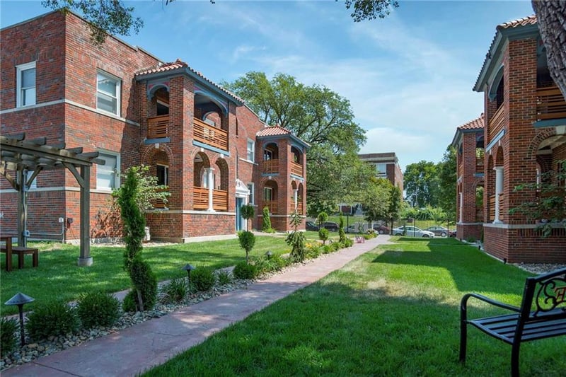 524 Maple Blvd, Kansas City, MO 64124