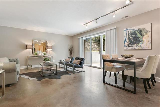 4143 Roanoke Rd #4, Kansas City, MO 64111