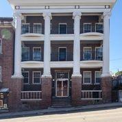 210 N 8th St, St Joseph, MO 64501
