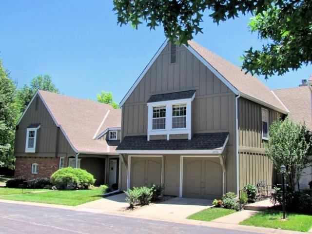 12156 Hayes St, Overland Park, KS 66213